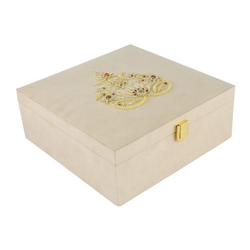 natural and artistic